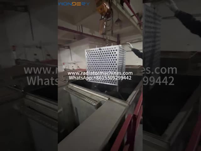 Емкость плавя печи 5KG металла индукции средней частоты 25KW промышленная для стального медного алюминия
